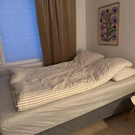 Liten Og Moderne Hybel Med Gratis Parkering * Tromso